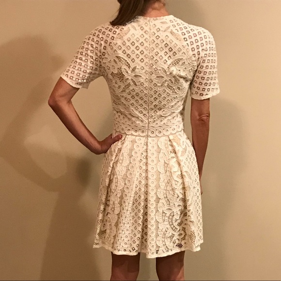 LOVER Cream Lace Dress Size 2 - Picture 4 of 6